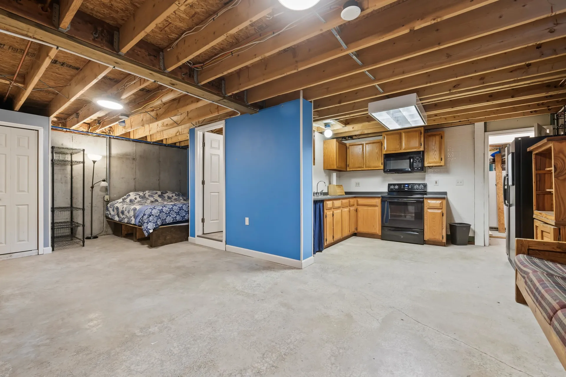 140 Wadleigh Falls Road Lee NH 03861