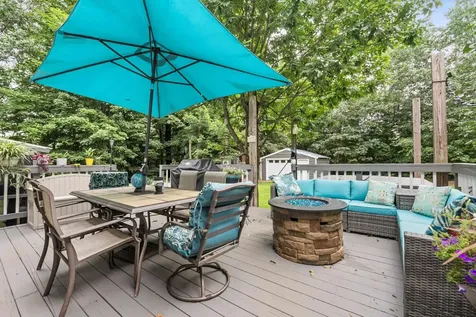 140 Wadleigh Falls Road Lee NH 03861