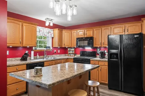 140 Wadleigh Falls Road Lee NH 03861