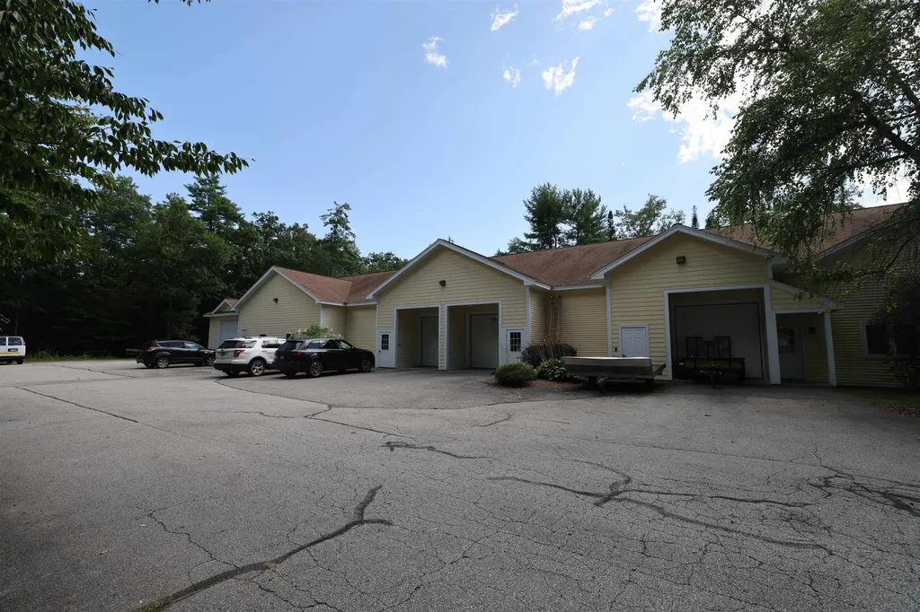 1070 Whittier Highway Moultonborough NH 03254