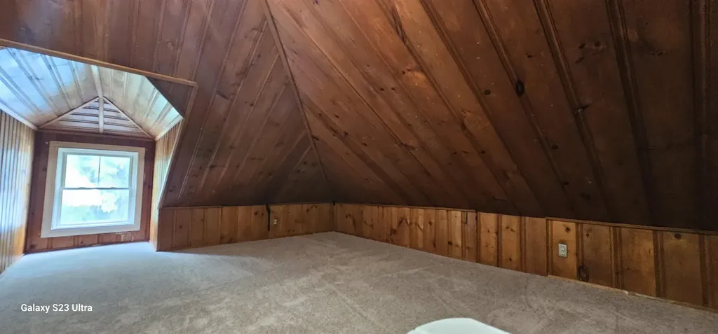 21 Elwood Avenue Manchester NH 03103