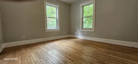 21 Elwood Avenue Manchester NH 03103