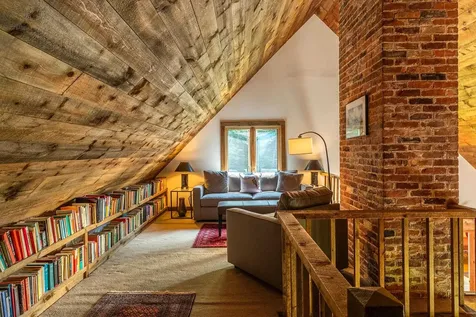 45 Uphill Road Landgrove VT 05148