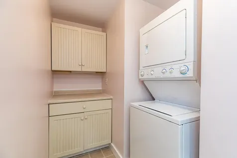 163 Crawley Falls Road Brentwood NH 03833