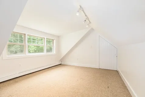 163 Crawley Falls Road Brentwood NH 03833