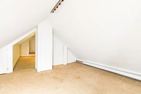 163 Crawley Falls Road Brentwood NH 03833