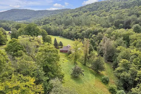 859 Moore Road Sharon VT 05068