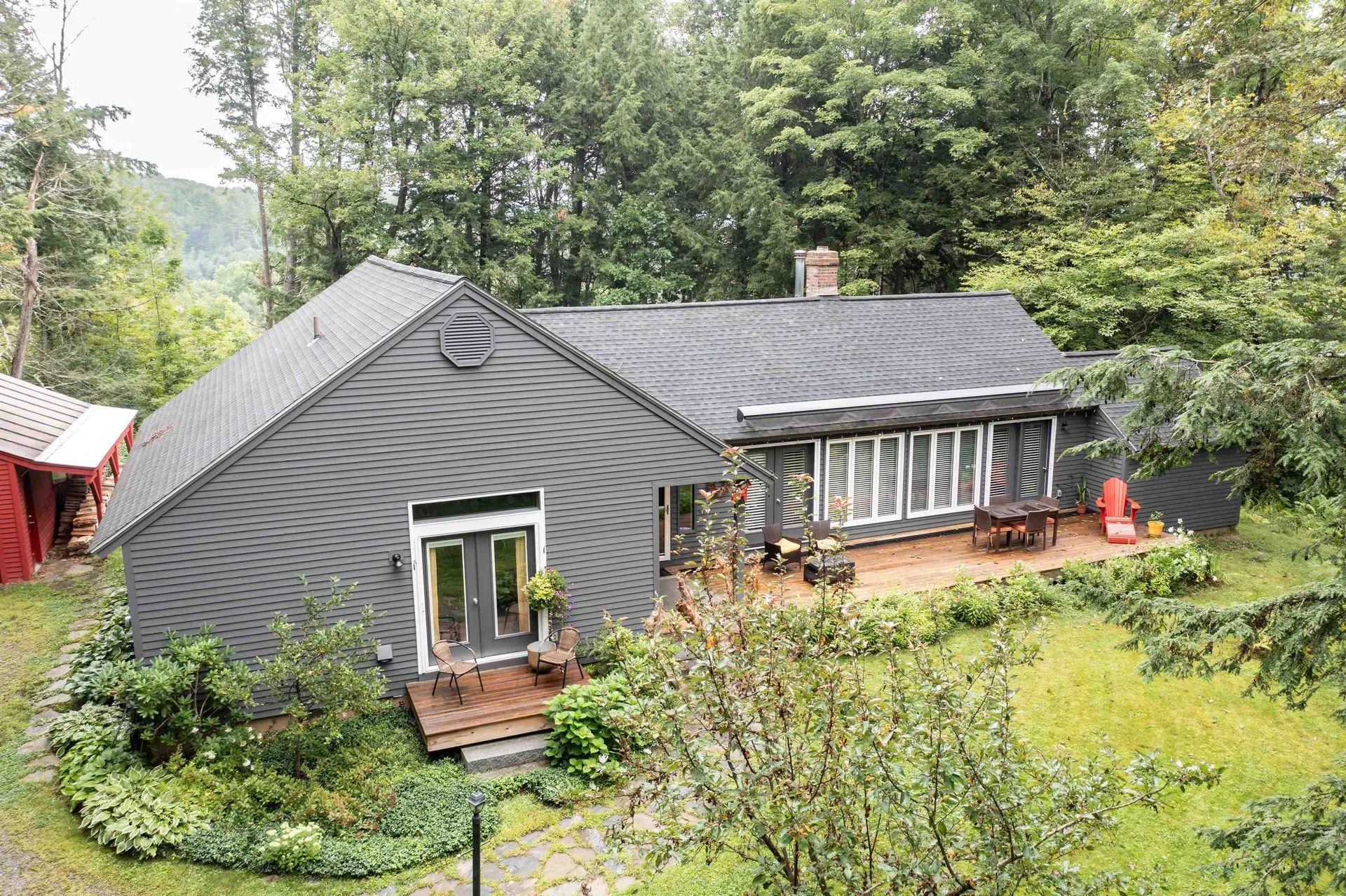 80 Davenport Lane Hartford VT 05059