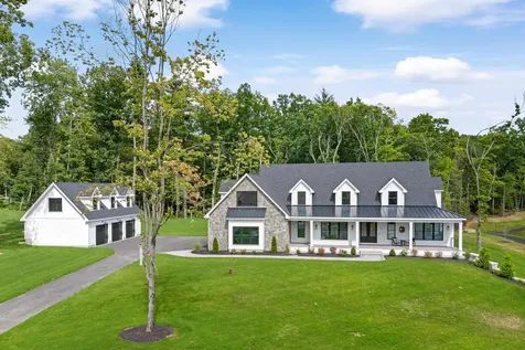 10 Hobart Lane Hollis NH 03049