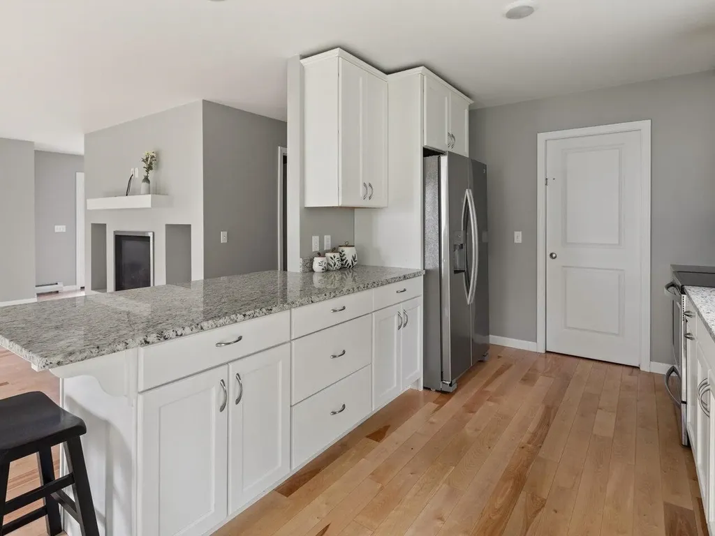 41 Seward Road Colchester VT 05446