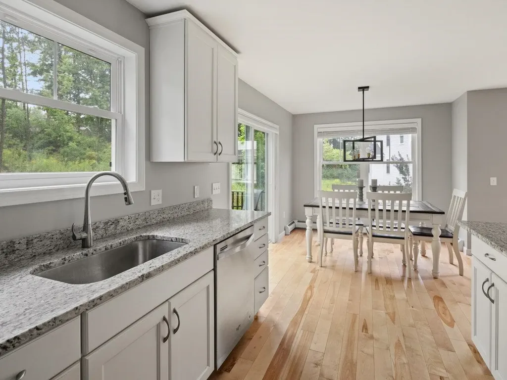 41 Seward Road Colchester VT 05446