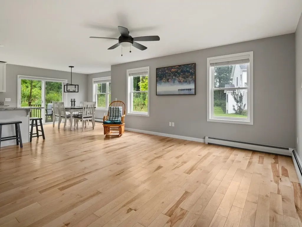 41 Seward Road Colchester VT 05446
