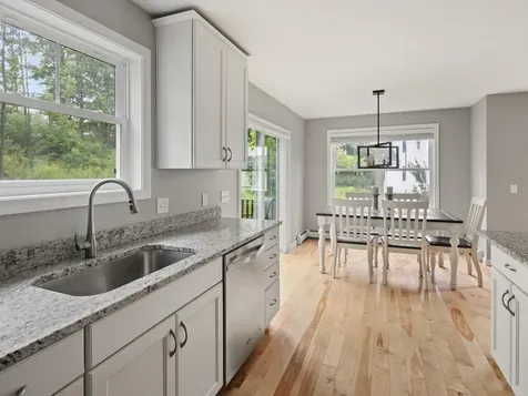 41 Seward Road Colchester VT 05446