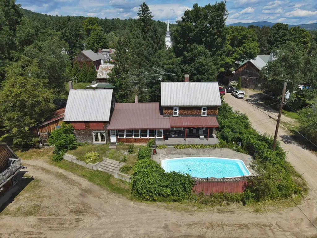 26 & 28 Bog Road Alexandria NH 03222