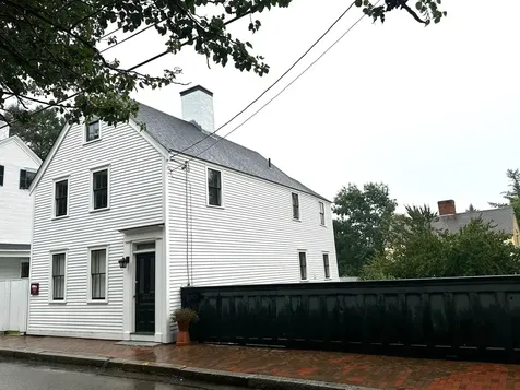 372 Court Street Portsmouth NH 03801