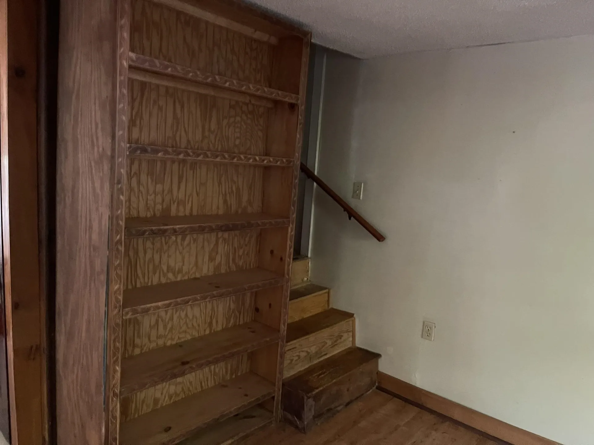 39 River Road Claremont NH 03743