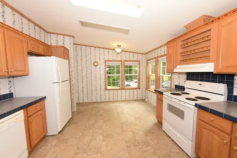 125 Goldfinch Lane Conway NH 03813