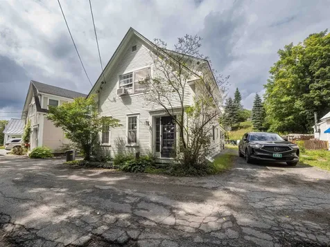 98 High Street Hartford VT 05059