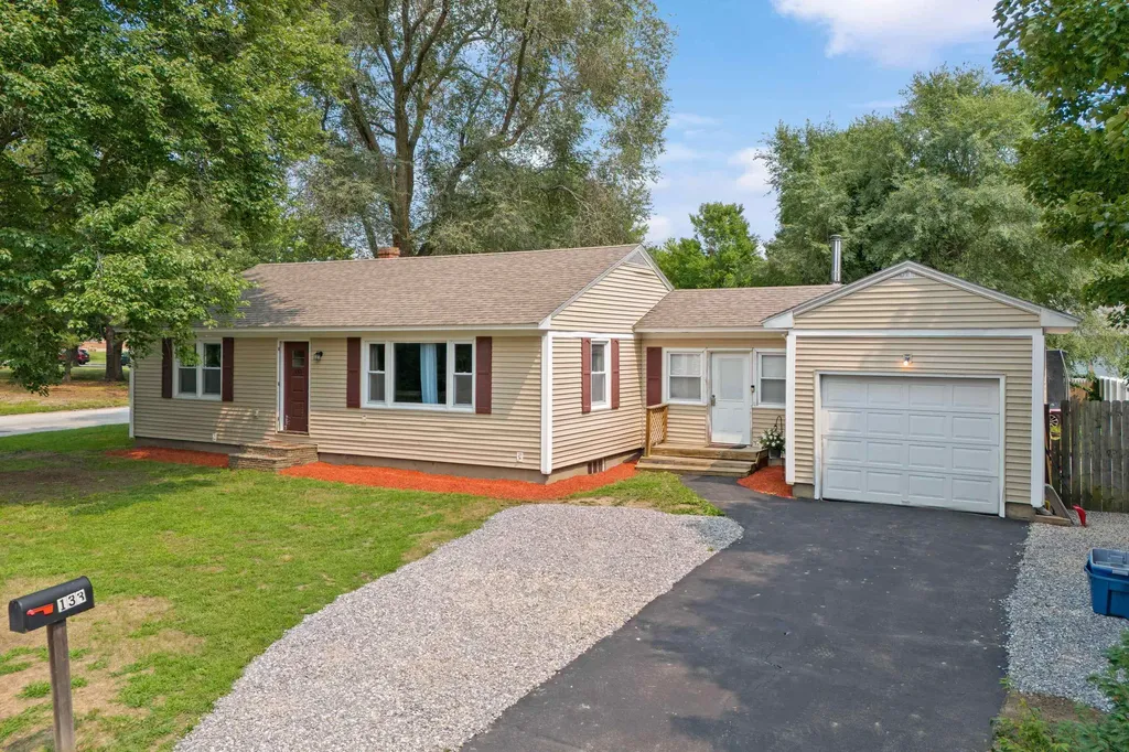 133 Upland Street Manchester NH 03102