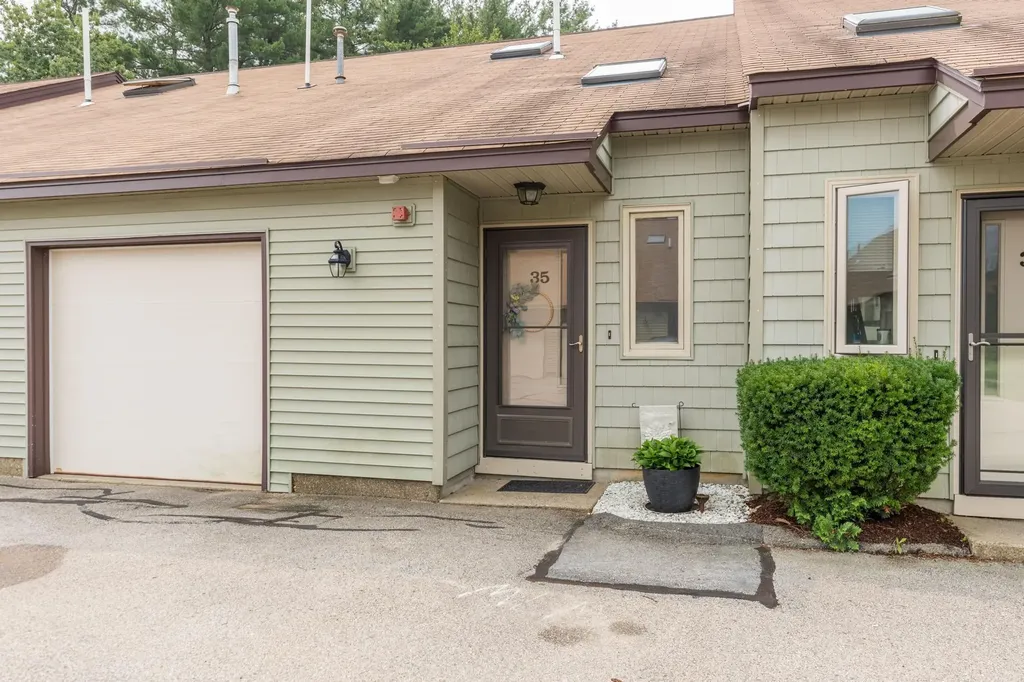 35 Tideview Drive Dover NH 03820