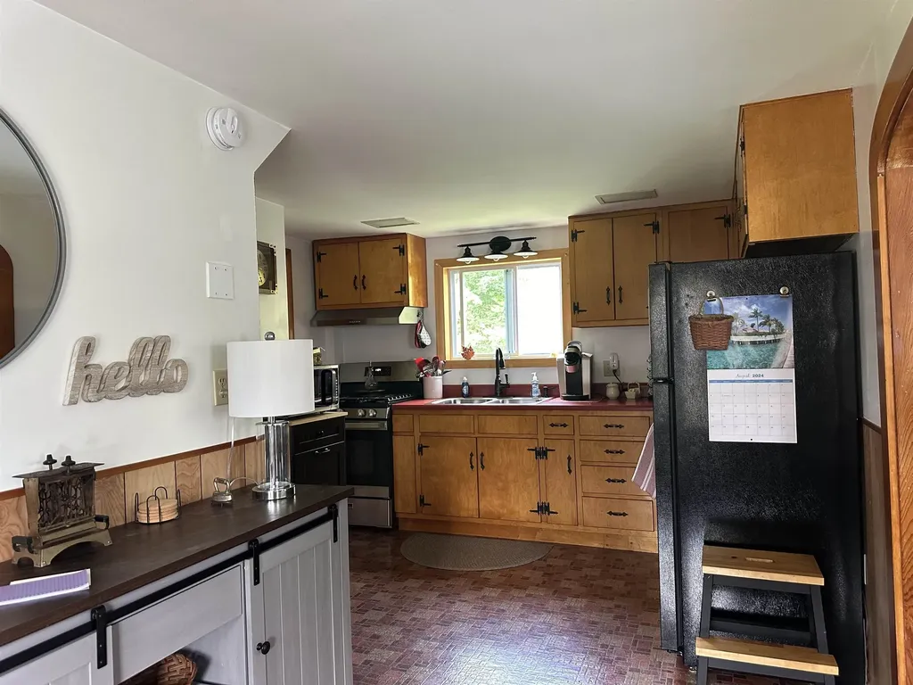 77 Wilcox Lane Fairlee VT 05045