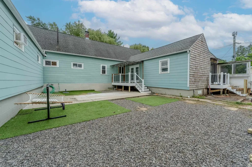 21-23 N Groton Street Nashua NH 03060