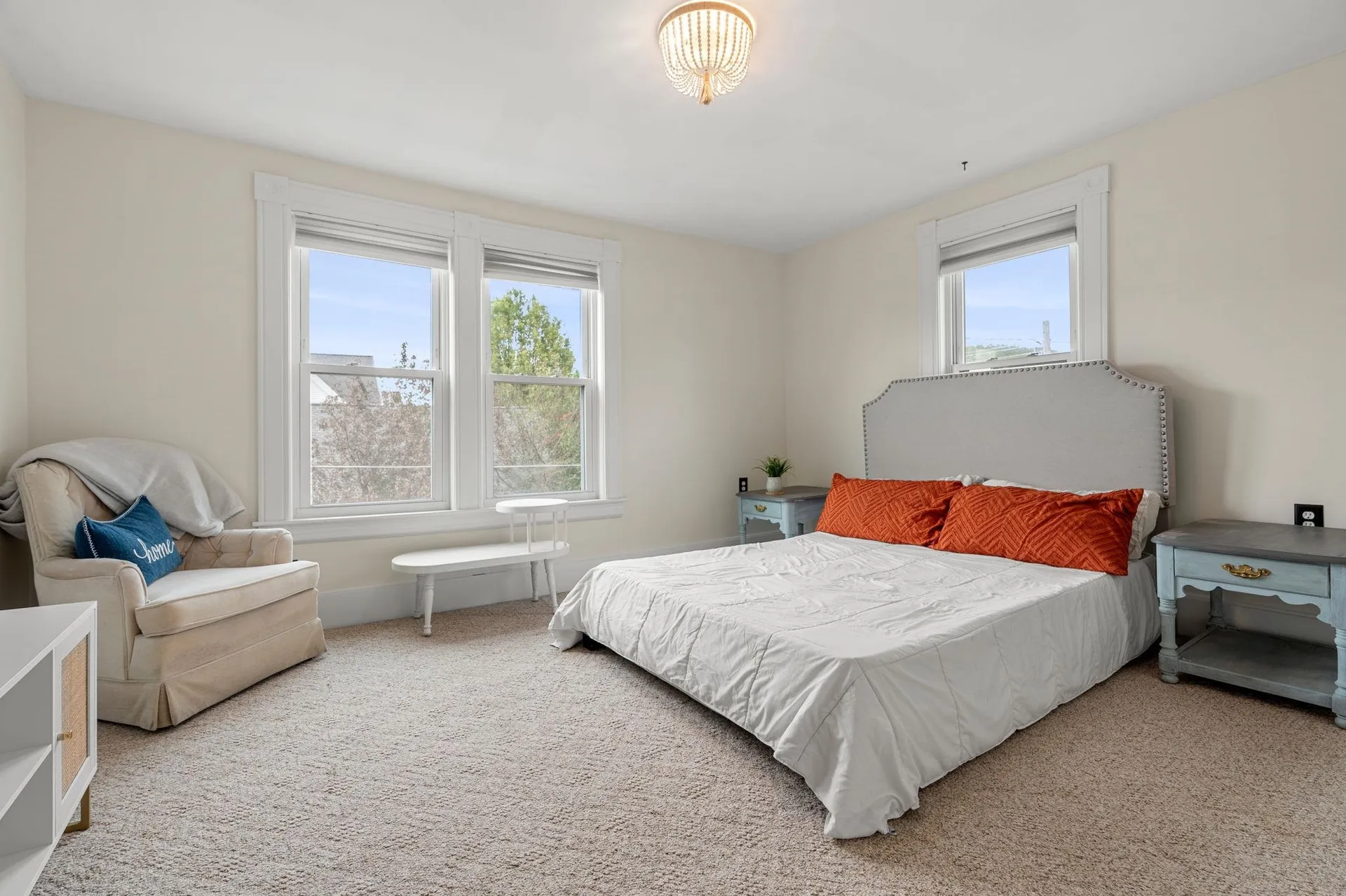 4 Arlington Avenue Nashua NH 03060