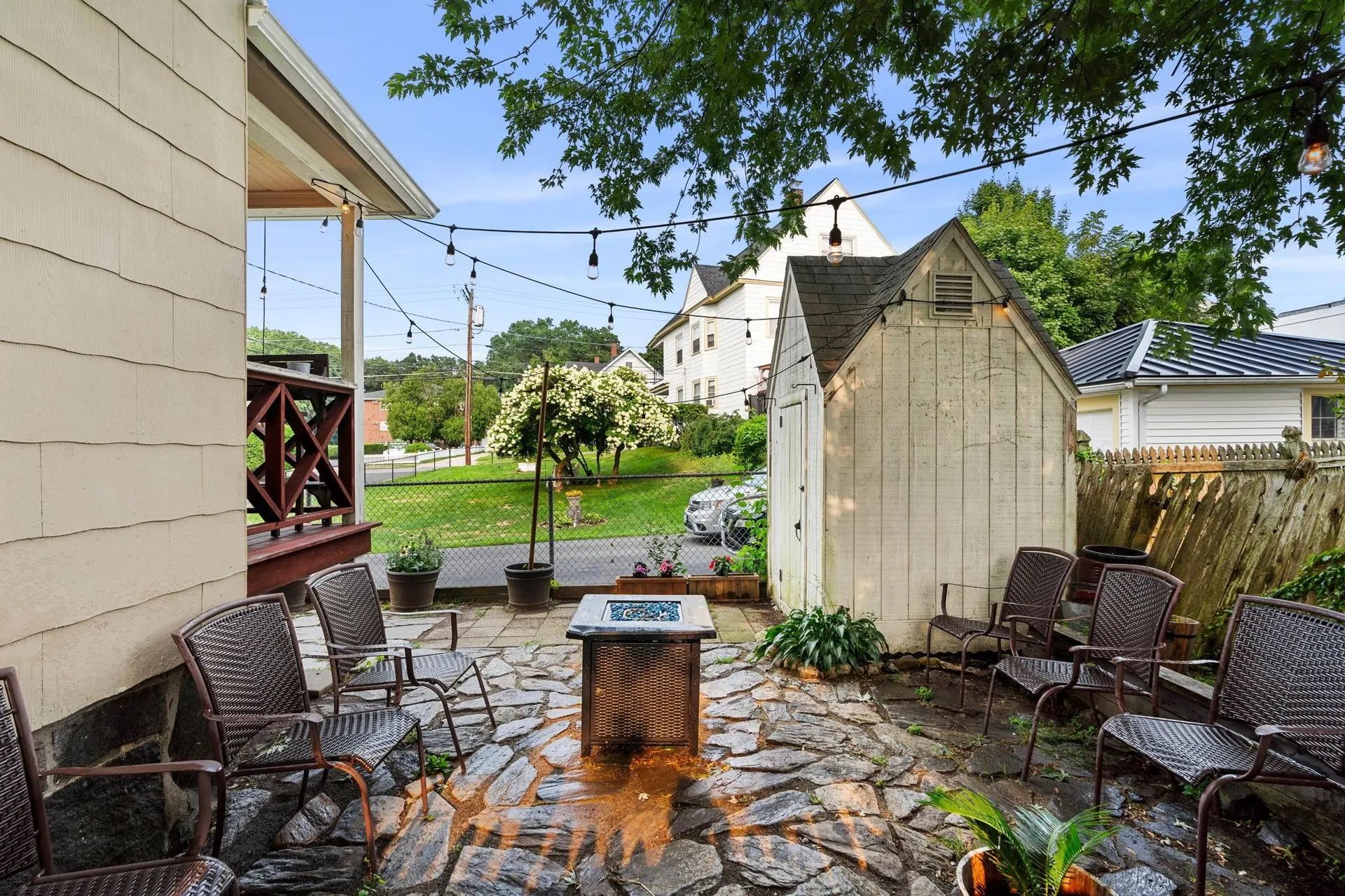 4 Arlington Avenue Nashua NH 03060
