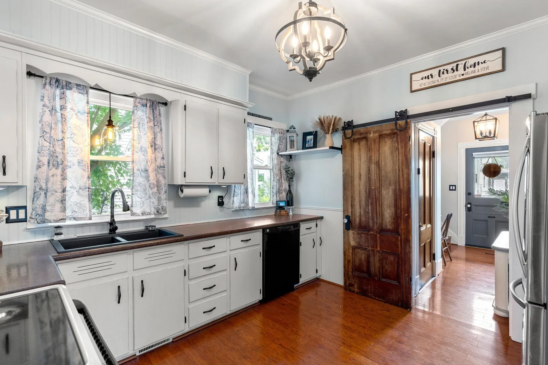 4 Arlington Avenue Nashua NH 03060
