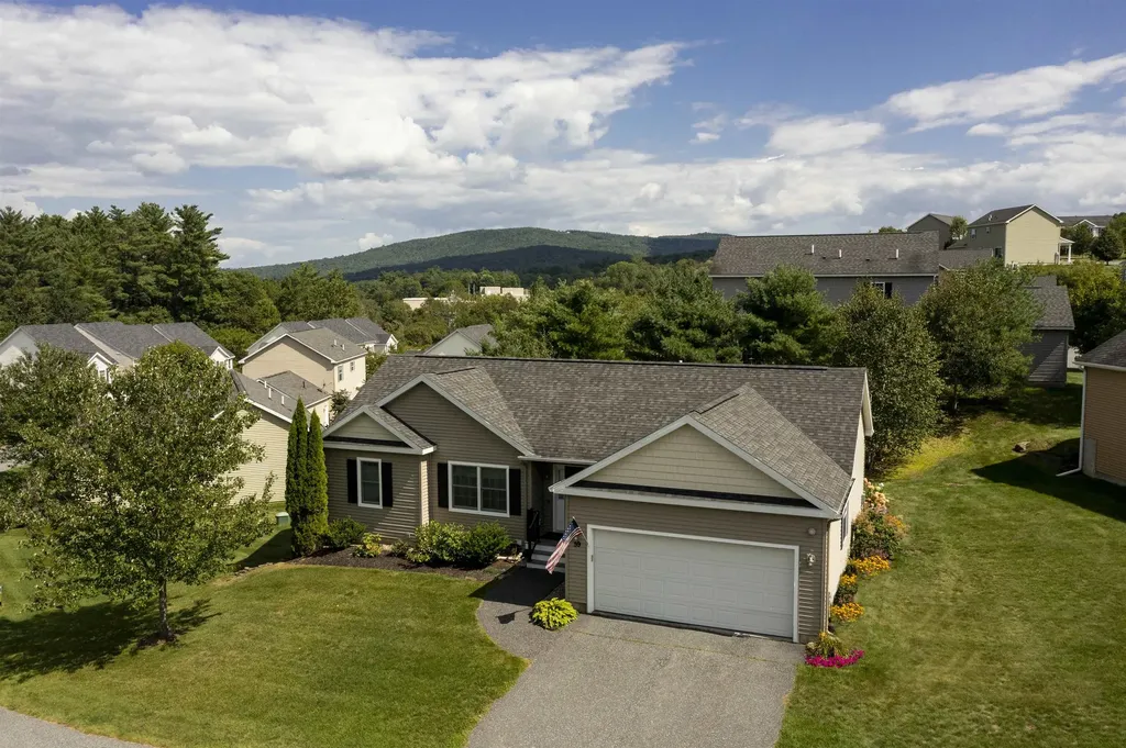 59 Mountain View Drive Lebanon NH 03766