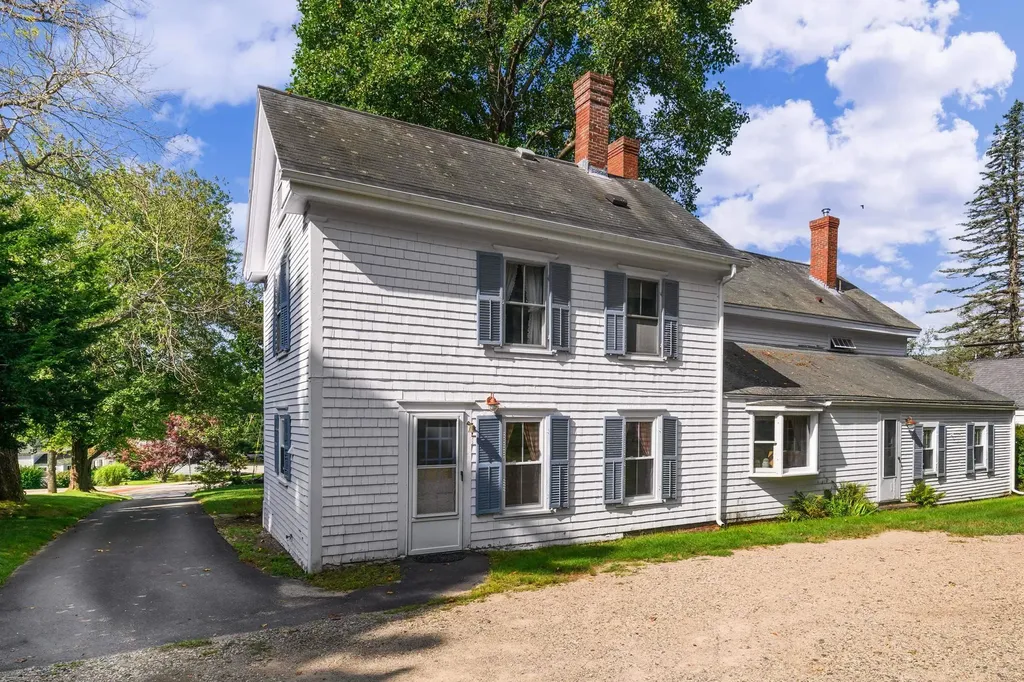 66 York Street York ME 03909