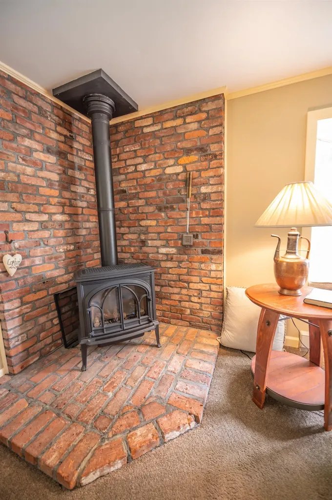 67 Castle Hill Road Wilmington VT 05363