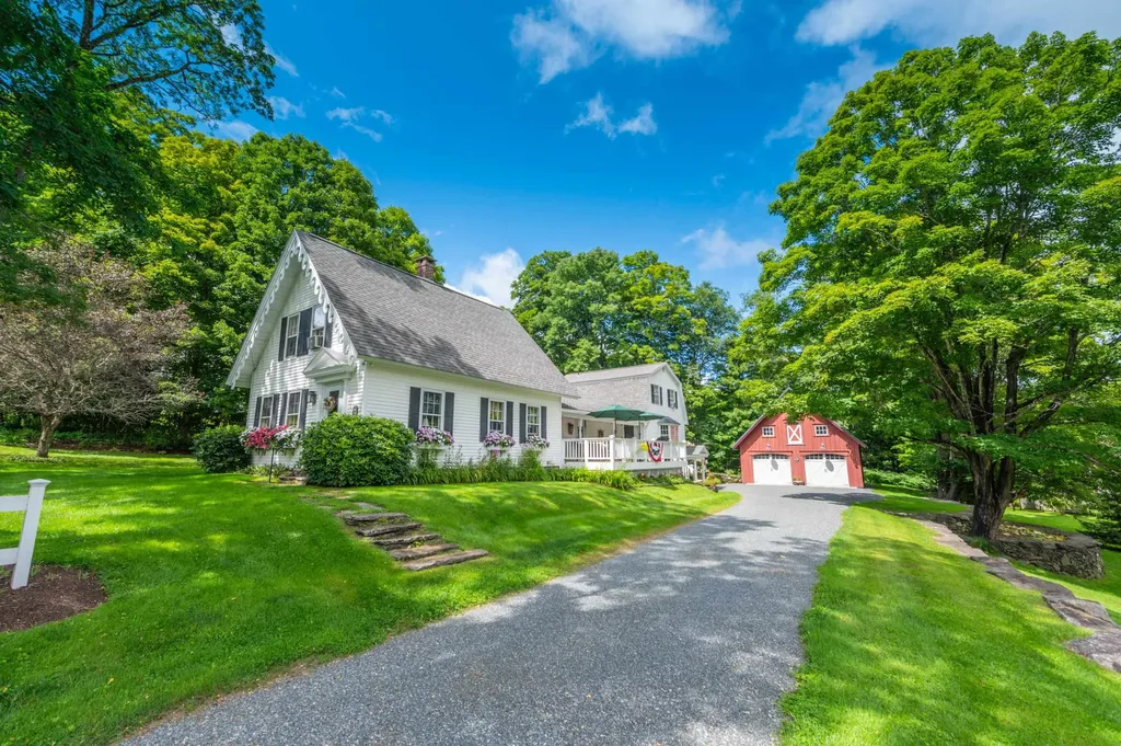 67 Castle Hill Road Wilmington VT 05363