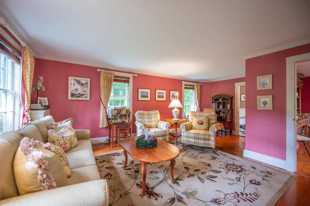 67 Castle Hill Road Wilmington VT 05363