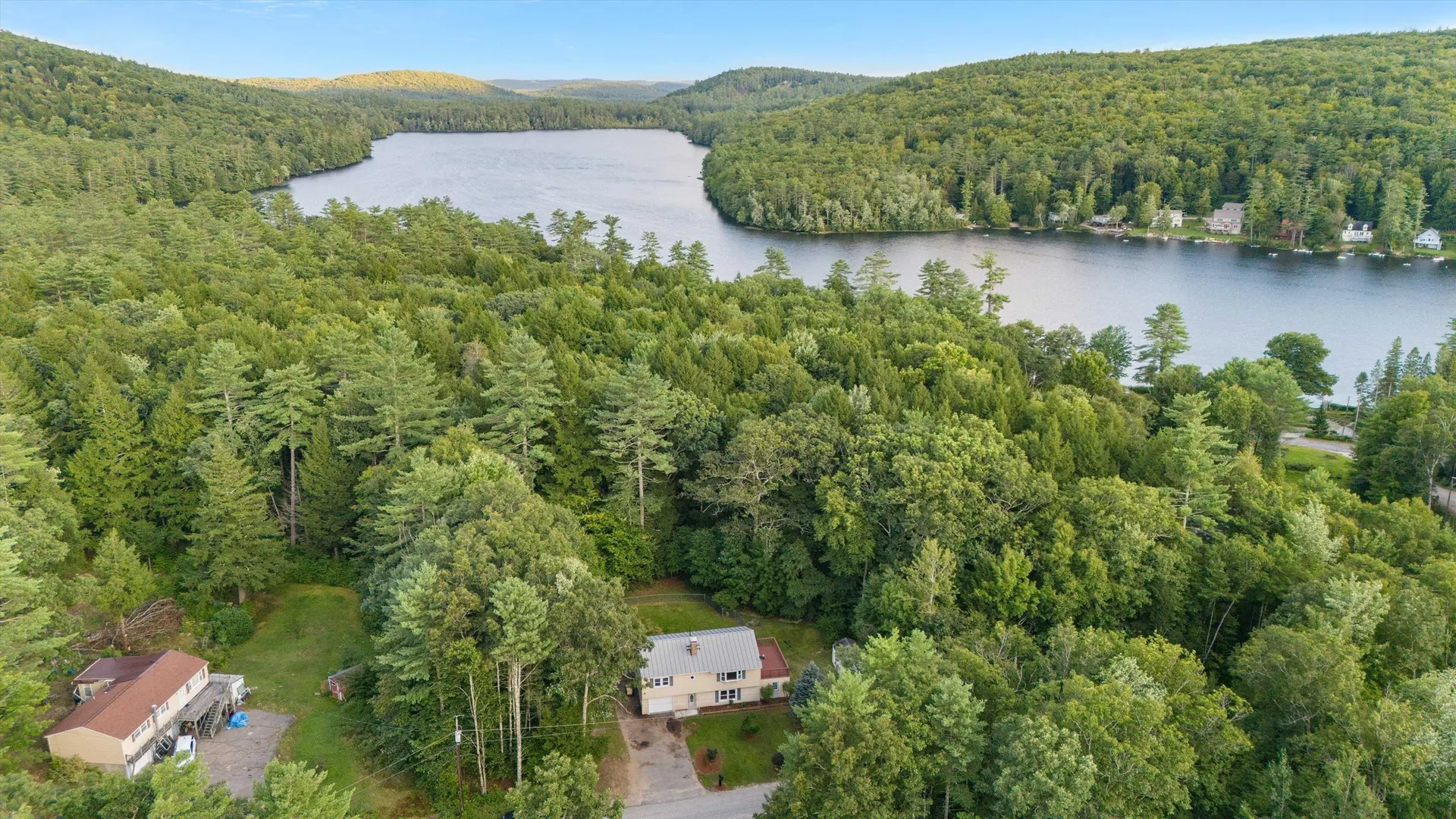 28 Hollings Drive Webster NH 03303