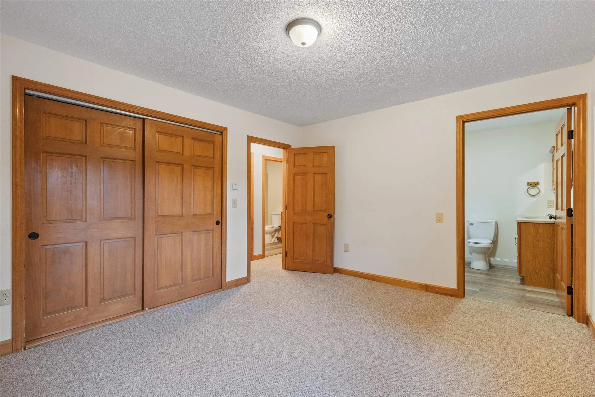 28 Hollings Drive Webster NH 03303