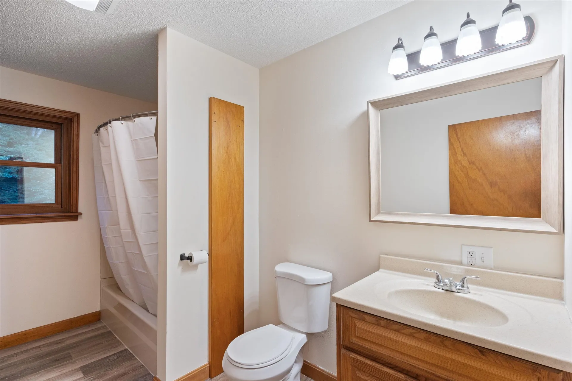 28 Hollings Drive Webster NH 03303