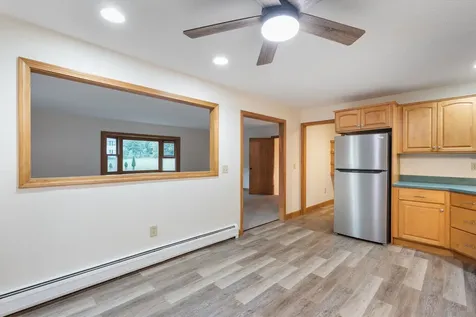 28 Hollings Drive Webster NH 03303