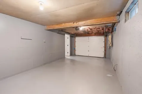 28 Hollings Drive Webster NH 03303
