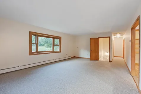 28 Hollings Drive Webster NH 03303