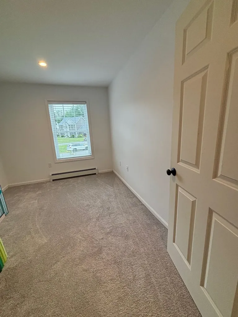 12 Lottie Lane Chichester NH 03258