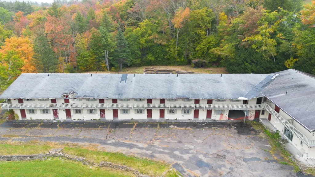 393 & 441 Magic Mountain Access Road Londonderry VT 05155