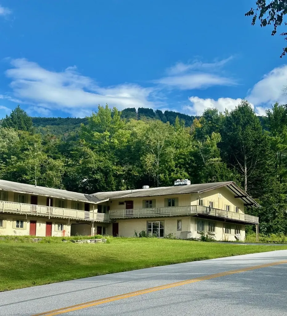 393 & 441 Magic Mountain Access Road Londonderry VT 05155