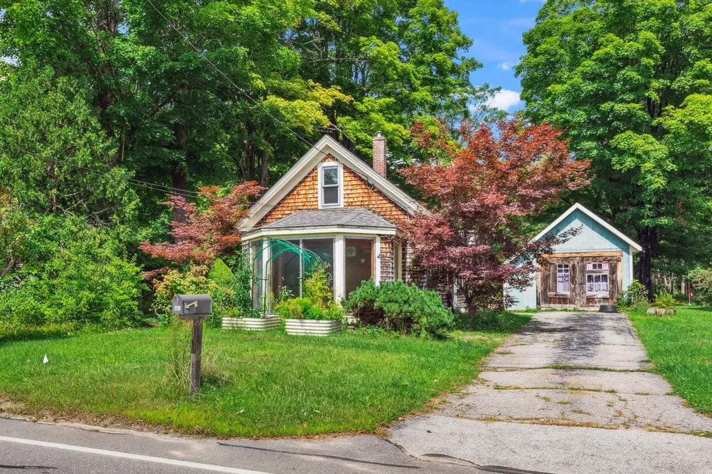 327 Union Street Peterborough NH 03458