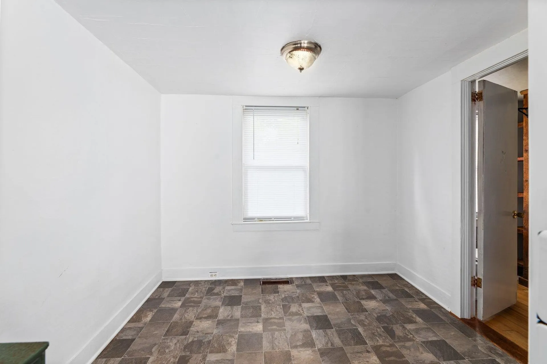 327 Union Street Peterborough NH 03458