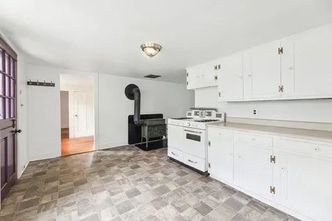 327 Union Street Peterborough NH 03458