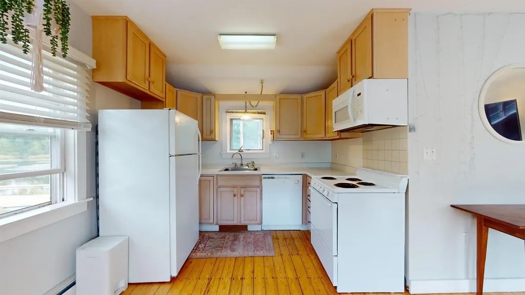 2086 & 2080 Lake Dunmore Road Salisbury VT 05769