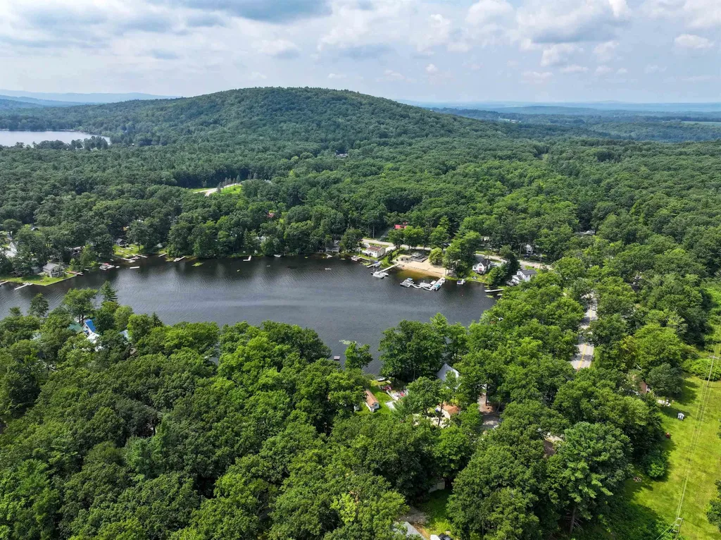 2086 & 2080 Lake Dunmore Road Salisbury VT 05769