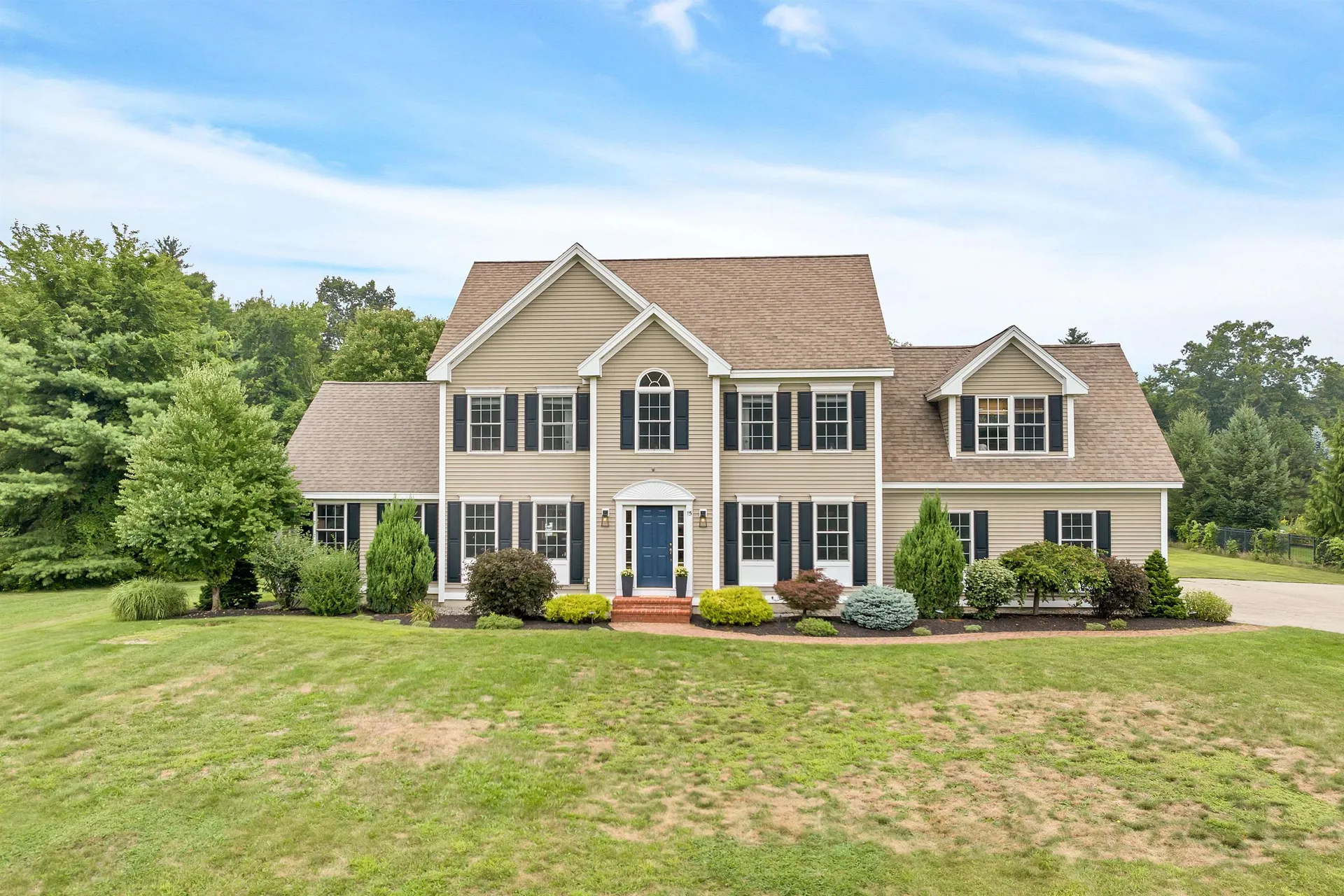 15 Hunt Road Kingston NH 03848