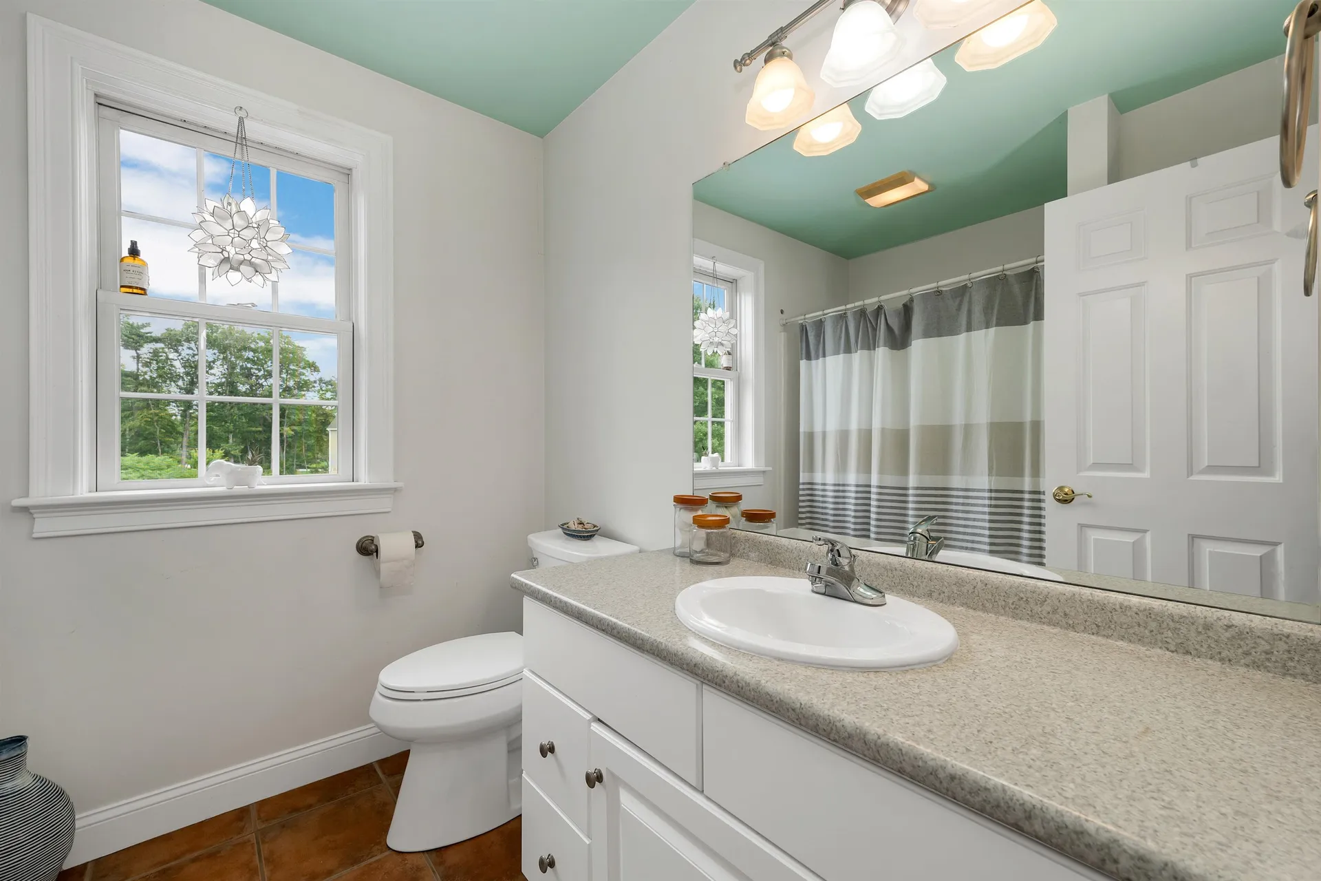 15 Hunt Road Kingston NH 03848